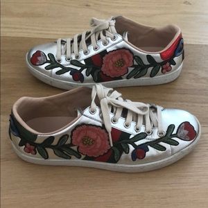 Gucci Size 37 Sneakers SOLD